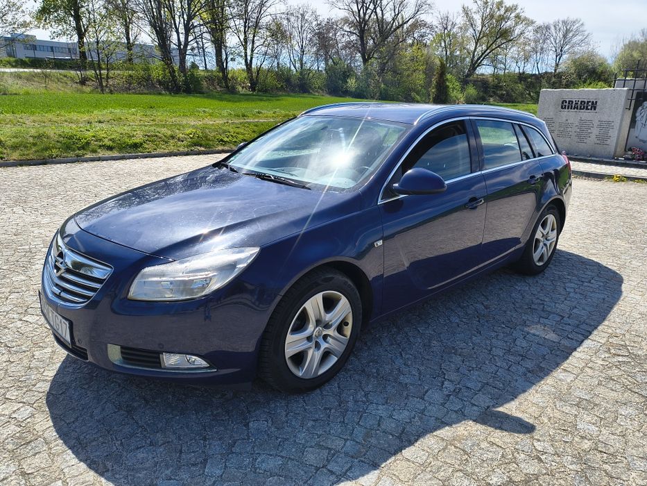 Opel Insignia 2.0 CDTI Sports Tourer Edition !