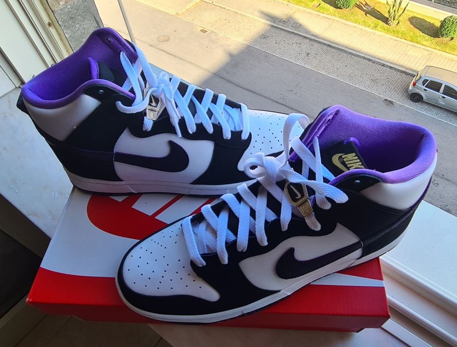 Ténis novos a estrear na caixa Nike Dunk High Retro Premium EMB 42,5.