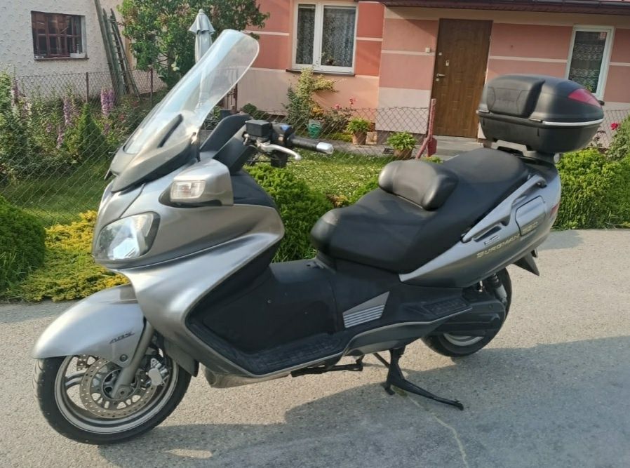Suzuki Burgman 650 Executive
