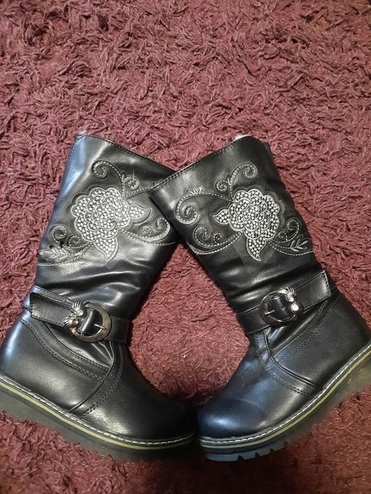 Kozaki dla dziewczynki