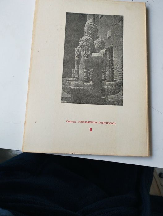 Livro "Populorum Progressio"