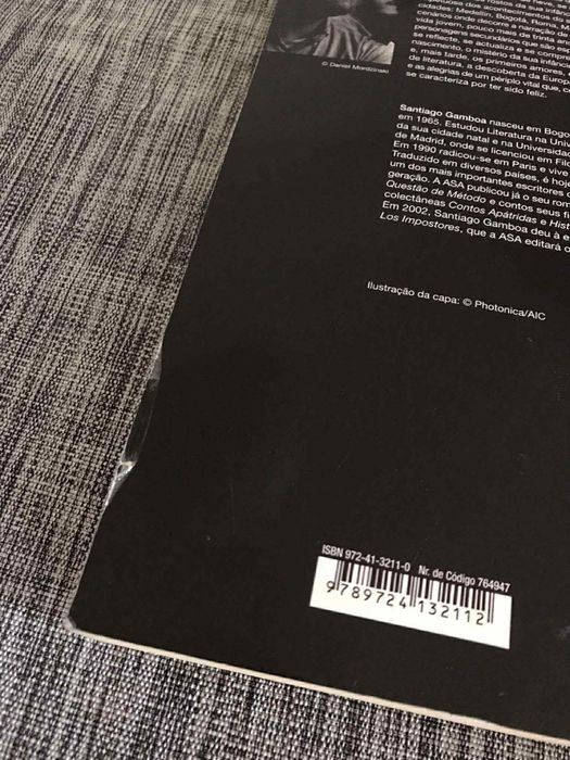 Livro de Santiago Gamboa - A vida feliz do jovem Esteban