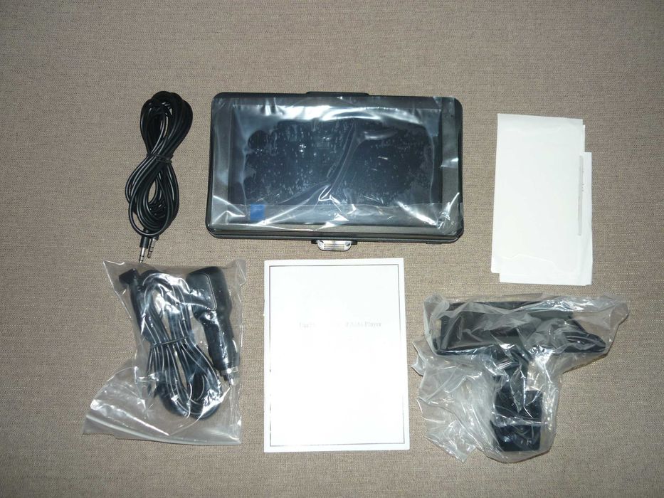 Monitor samochodowy CarPlay i Android Auto