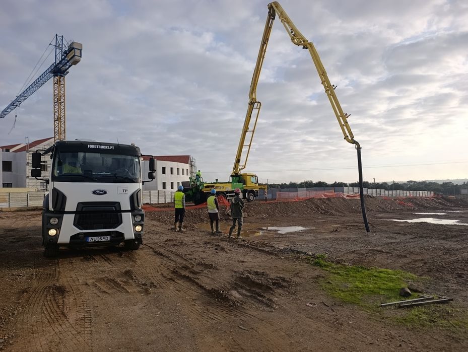 Direcção de obra / Direção de fiscalização de Obra