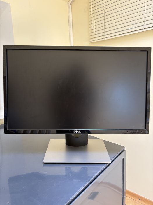Монітор DELL відмінний стан