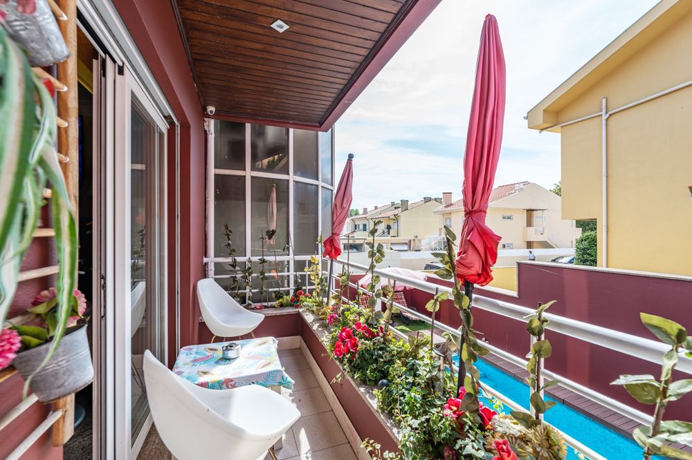 Moradia V4 3Frt 4 Pisos c/ Piscina Centro Leça da Palmeira