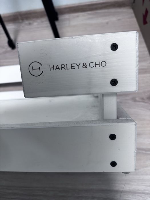 Деревʼяний каркас для лежанки Harley & Cho