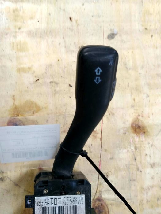 Conjunto / manetes de luzes e limpa vidros VOLKSWAGEN Polo (9N)