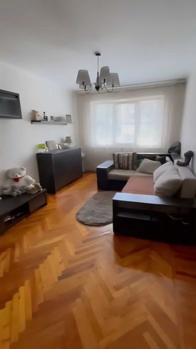 E S3 Продам 2к. квартиру ул. Светлая,1