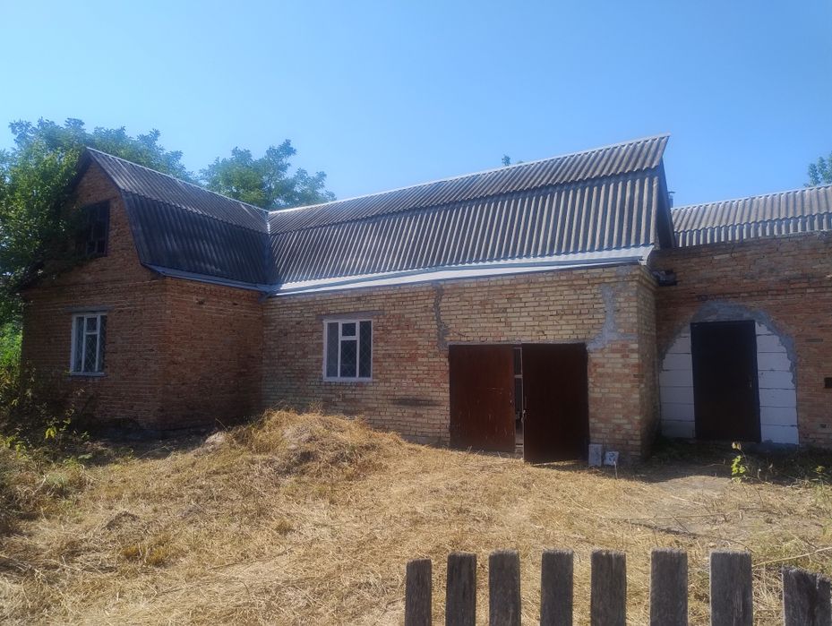 Продам будинок в селі Яблунівка, 8км від Корсунь - Шевченківського  + 25 соток землі