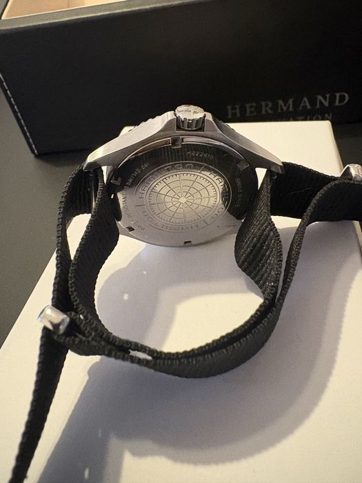 Hamilton Khaki Navy 37mm - Swiss Quartz