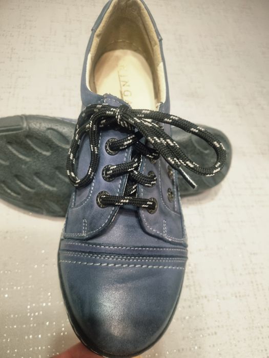 Buty  skórzane damskie r 38