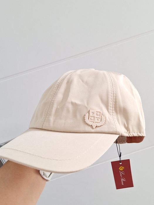 Loro piana czapka z daszkiem