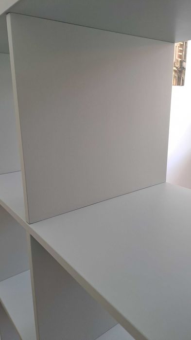 Regał IKEA KALLAX 147 × 147 cm – odmalowany, stan bardzo dobry