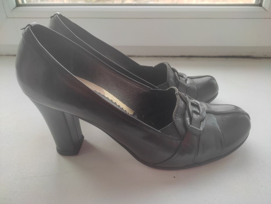 Жіночі шкіряні туфлі черевики 37 розмір кожа