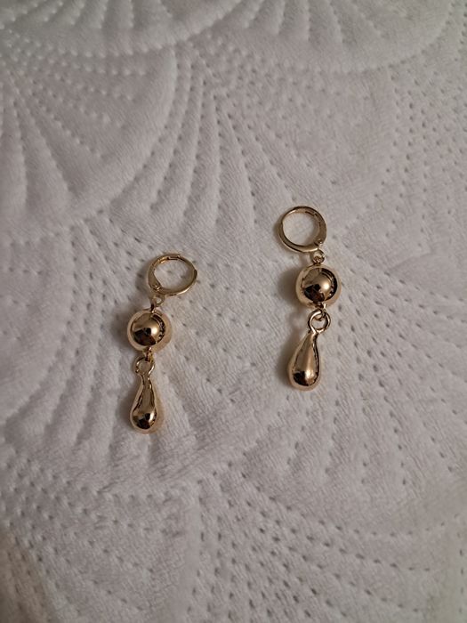 Kolczyki kuleczki I łezka, lekkie nowe