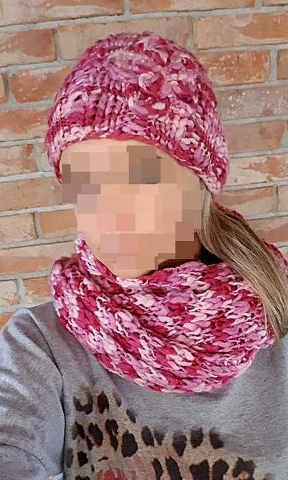 Zimowy rózowy komplet gruby splot