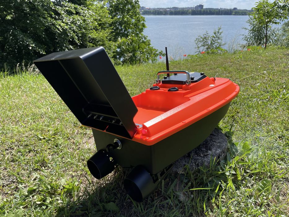 Короповий кораблик D80 B з GPS для завезення прикормки Карповий для риболовлі Карповый кораблик для завоза прикормки рыбалки