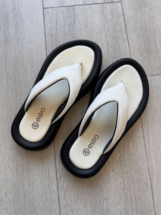 Шкіряні вʼєтнамки Estro