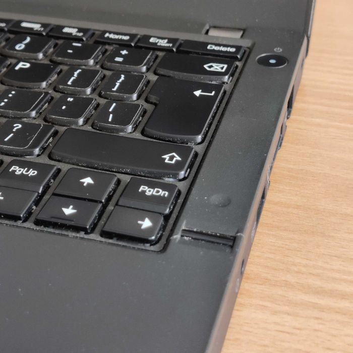 Lenovo ThinkPad X250 i5 256 SSD 8GB RAM