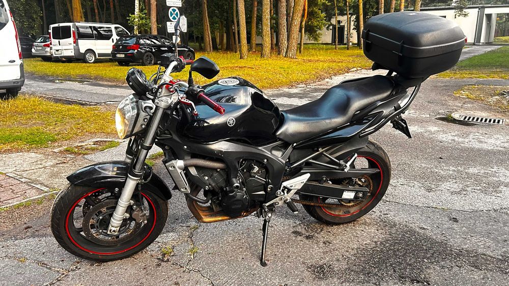 YAMAHA FZ6 FAZER shadow black 2005