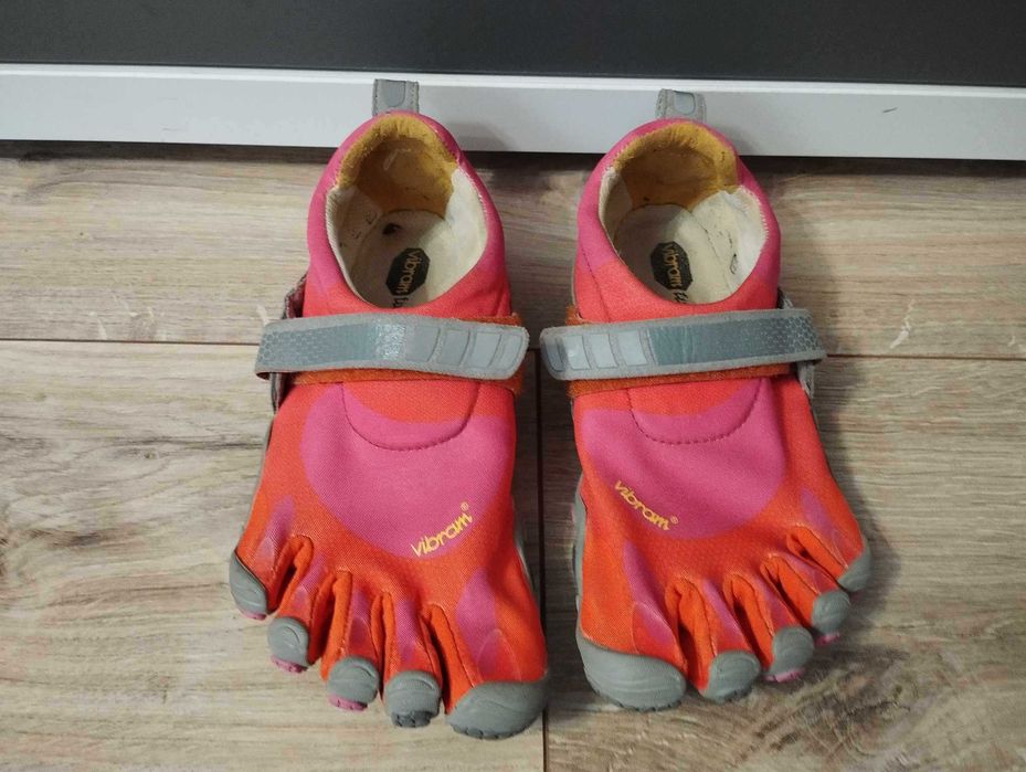 Fivefingers Vibram buty do biegania minimalistyczne size 36