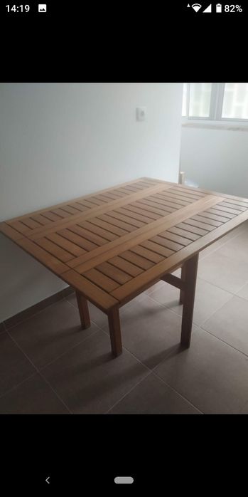 Mesa refeição madeira maciça ripada, três posições PREÇO NOVO