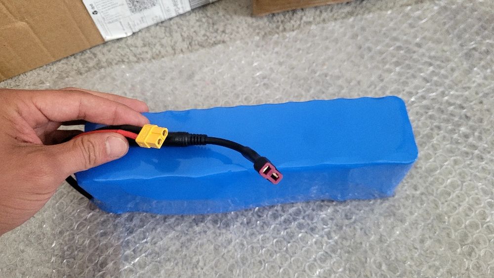 Bateria para trotinete/bicicleta  (NOVA S/UTILIZAÇÃO)