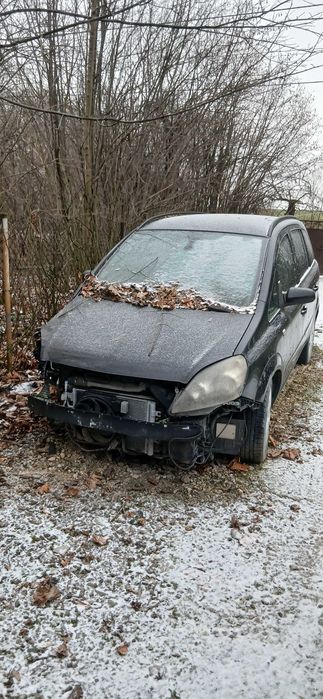 Samochod Opel Zafira 1'9