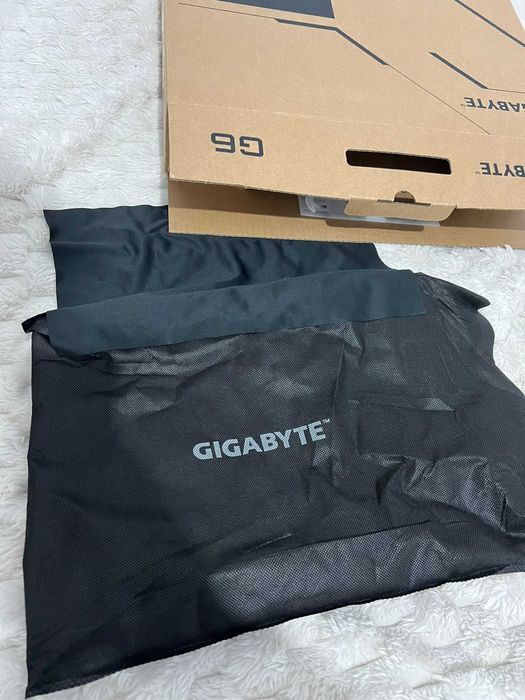 Gigabyte G6 KF | i7-13620H | RTX 4060 | 16GB DDR5 | GARANTIA ATÉ 2027