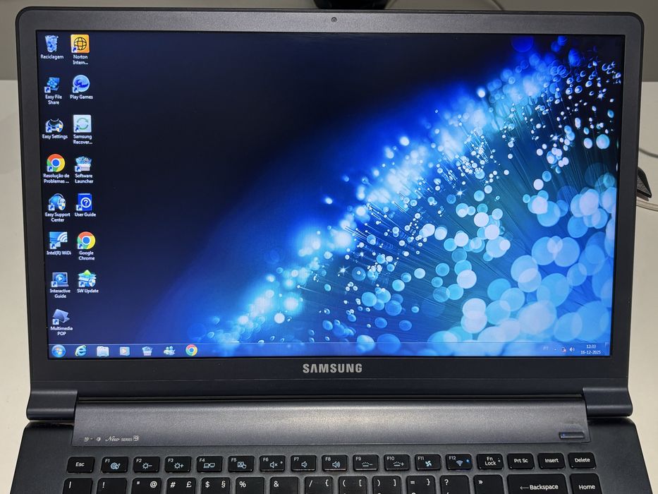 Computador/Notebook Samsung Modelo: NP900X4C 2012