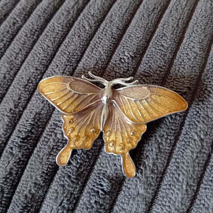 Broszka vintage.Motyl.