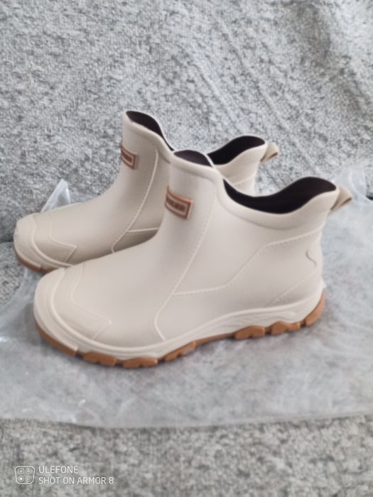 Nowe beżowe damskie kalosze buty przeciwdeszczowe 38