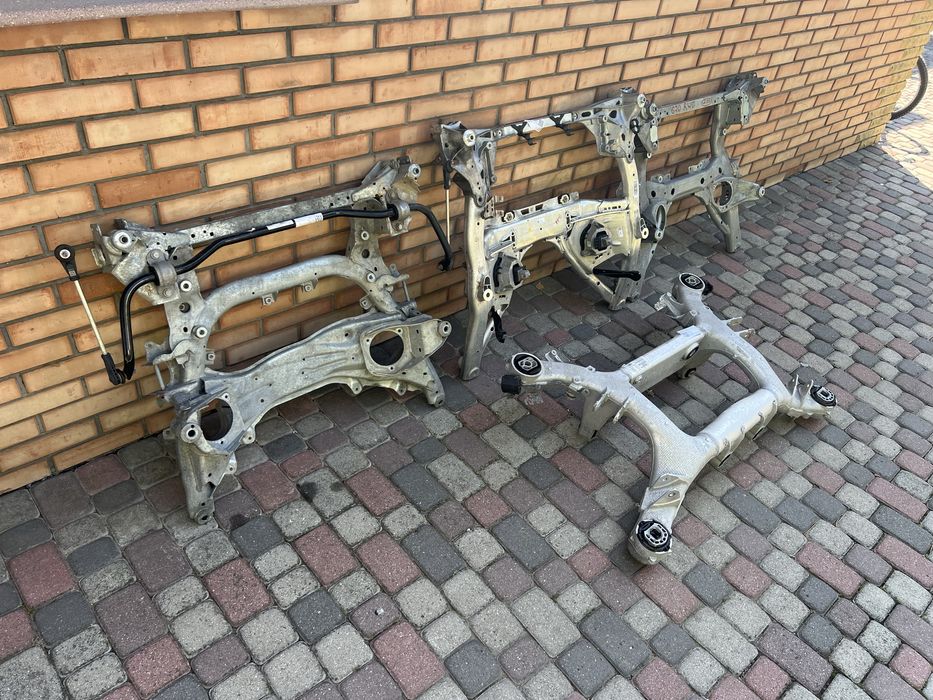 Підрамник Балка Подрамник BMW E70 E71 E53 E60 E65 E38 E39 E90 E46 X5