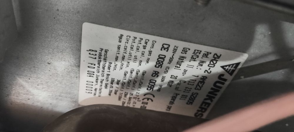 Vendo caldeira mural marca junkers