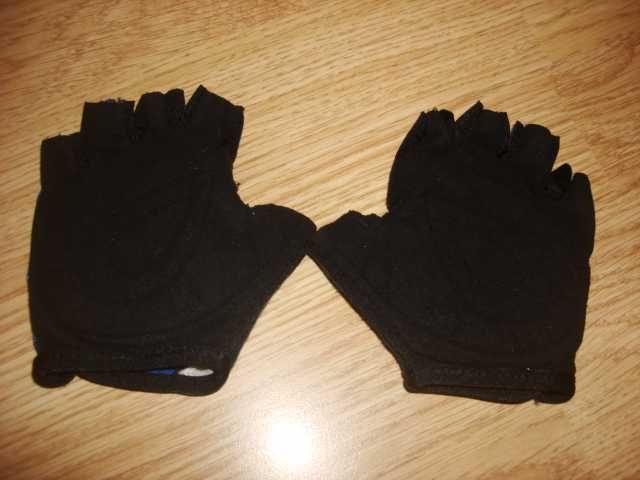 Детские вело перчатки безпальцевые  Roecki