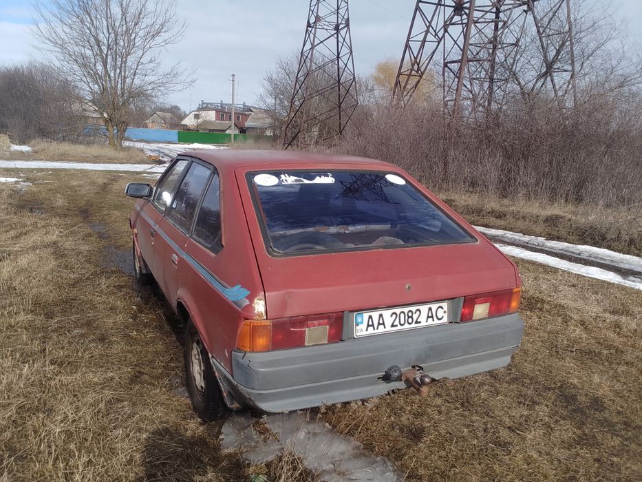 Продам Москвич 2141 из двигателем Ваз 2103