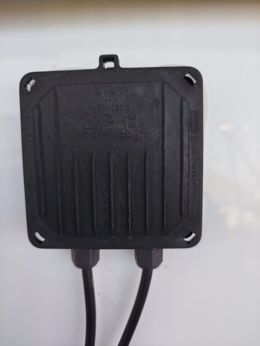 Сонячні панелі Solar Photovoltaic Module та фурнітура для кріплення .