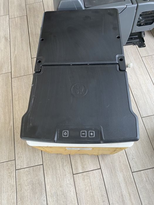 MAN TGX lodówka lift