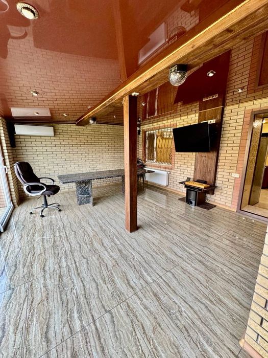 Оренда таунхауса в Нагірній частині міста