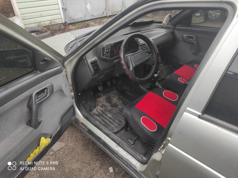 Продам авто ваз 21111