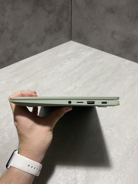Hp Chromebook 11 g8 EE 11.6" на відновлення! D950