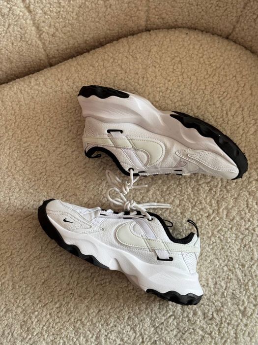 Кросівки кроссовки Nike M2K Tekno 37,5p