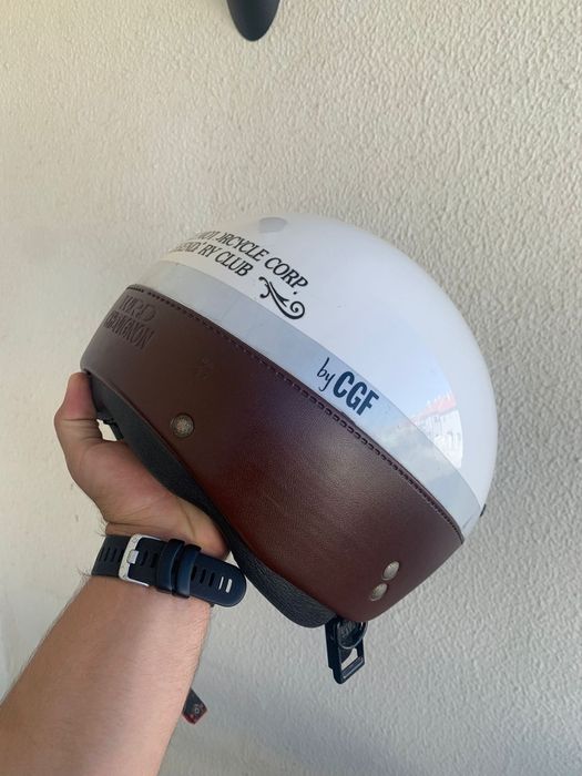Vendo capacete clássico CHEVIGNON