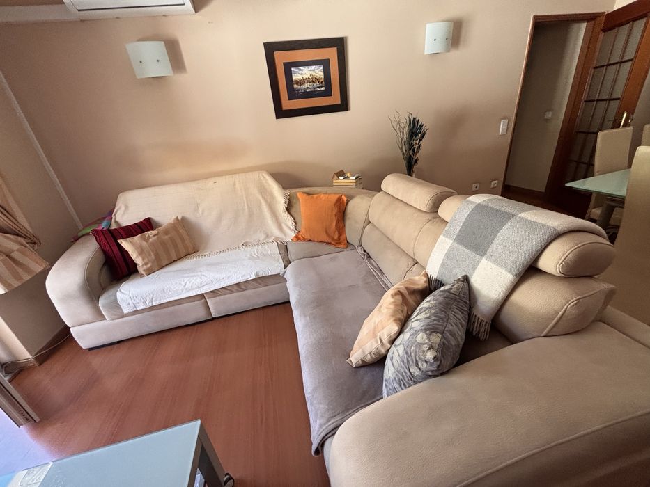 Sofá grande para sala de estar