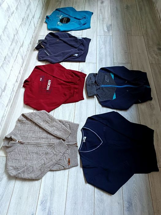 Свитер, мастерка,  кофта на флисе на мальчика 7-10 лет