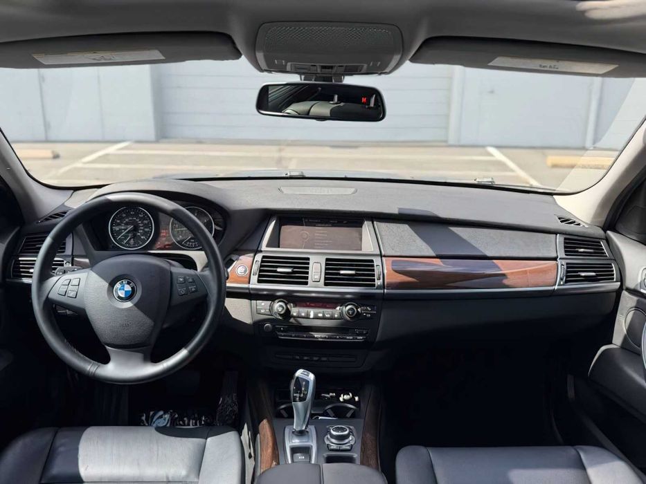 BMW X5 xDrive35d      2013
