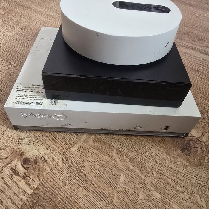 Deckodery tv switcze