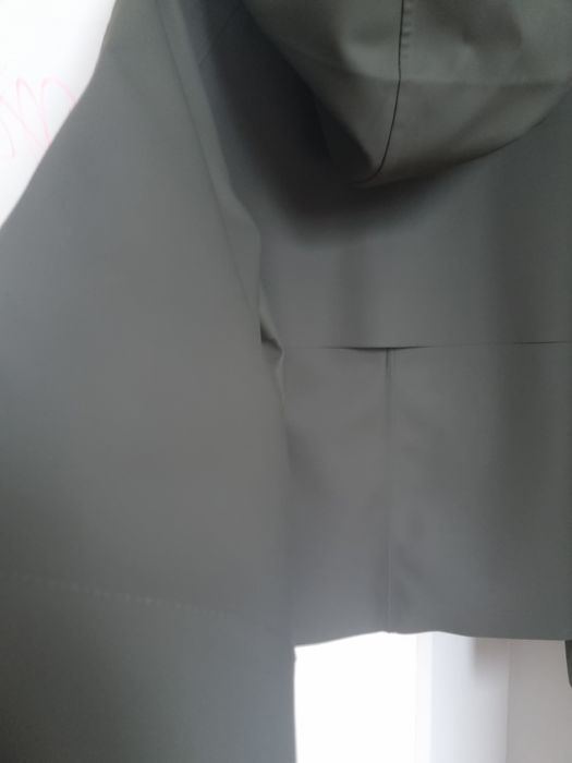 Kurtka przeciwdeszczowa khaki ZARA XS