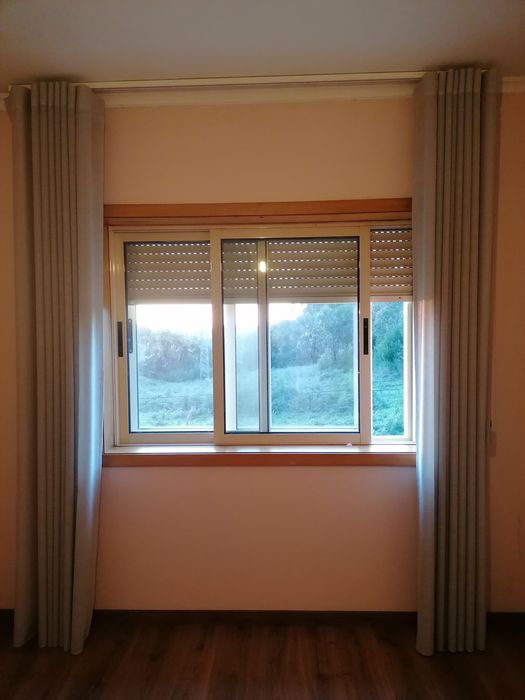Cortinas e calhas